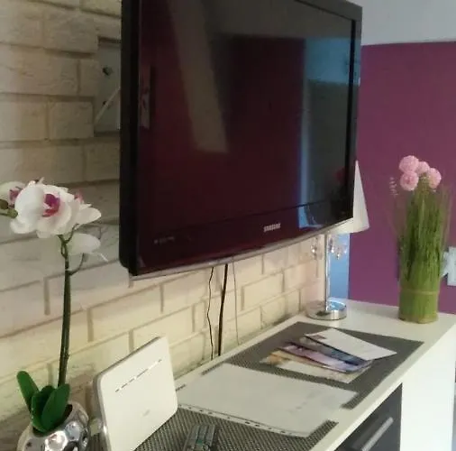 Nowoczesne Mieszkanie Blisko Natury I Sklepu Biedronka Apartmán